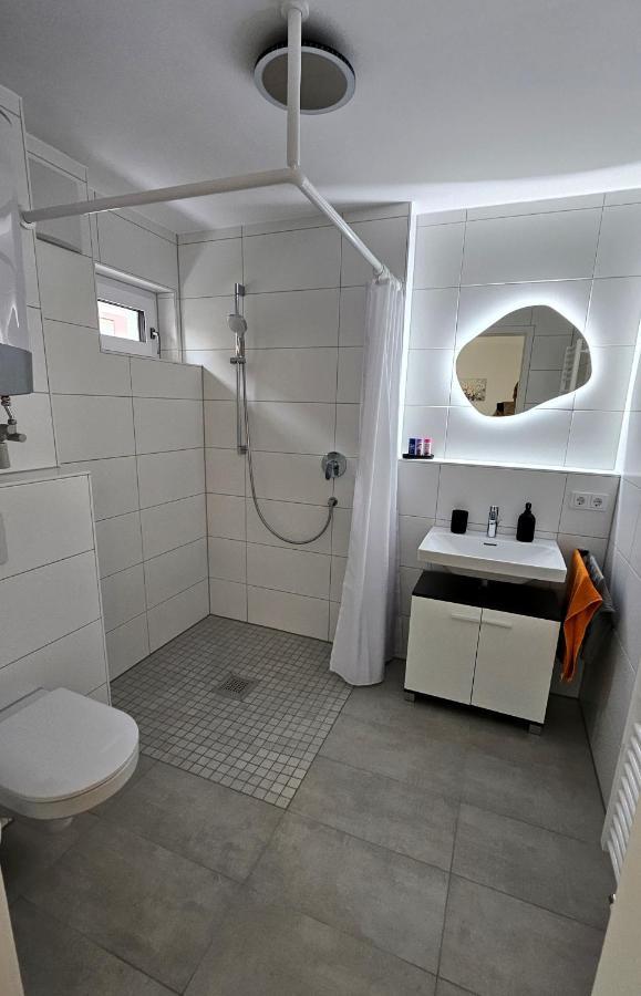 Apartment Kueche Arbeitsplatz Netflix Wlan Barrierefrei Augsburgo Exterior foto