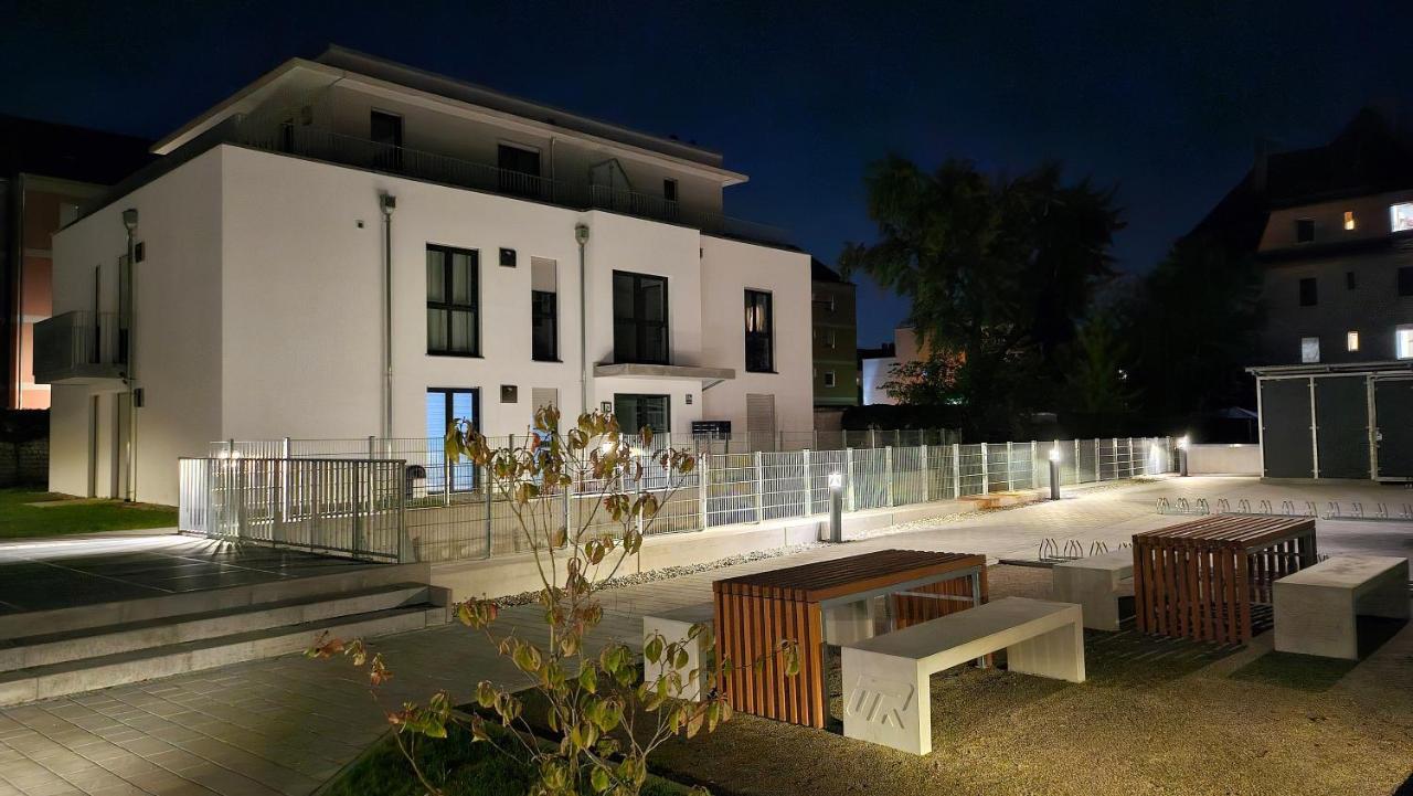 Apartment Kueche Arbeitsplatz Netflix Wlan Barrierefrei Augsburgo Exterior foto